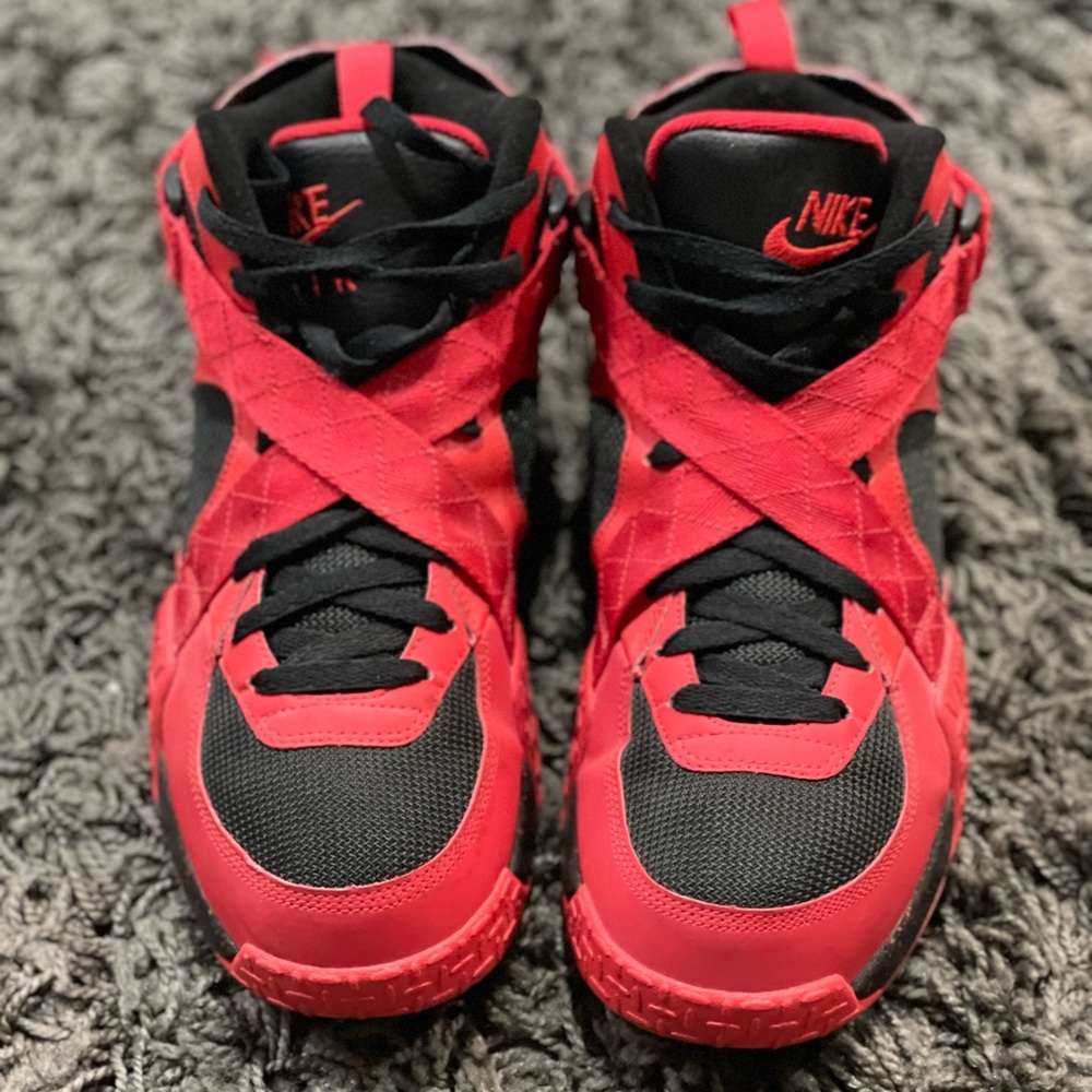 Nike Air Raids Red & Black Men’s Size 11